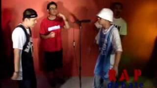 RAP BATTLE Krazykyle vs Loonie topic SINONG MAS GWAPO [upl. by Kokaras]