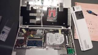 Asus Eee PC 1018P RAM Upgrade and dissecting [upl. by Yeldoow]