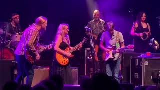 Leavin’ Trunk  Volunteered Slavery  Tedeschi Trucks Band with Eric Johnson  9723 [upl. by Naarah]