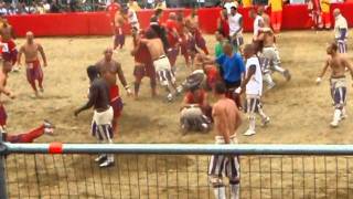 Calcio Storico Fiorentino Firenze 2011  3 [upl. by Ynnod]