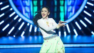 D4 Junior Vs Senior I Ananyas dedication for Kareena Kapoor I Mazhavil Manorama [upl. by Airbas178]