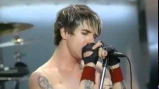 Red Hot Chili Peppers  Californication Live at eMpjadeDnV [upl. by Griseldis]