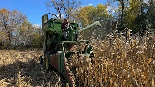 John Deere 45 combining corn 4K [upl. by Godliman]