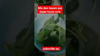 Mie campur daun bayam ples krupuk  sore2 [upl. by Adaven488]