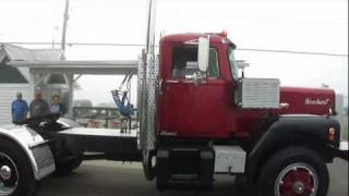 1974 Brockway 361 Semi Truck [upl. by Cleland941]