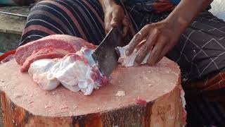 Amazing skills of cutting meat first thing in the morning  Beef cutting process [upl. by Ynttirb84]