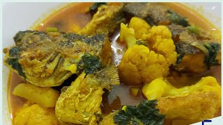 fish curry recipe  robalo fish with cauliflower potatoes [upl. by Milah]