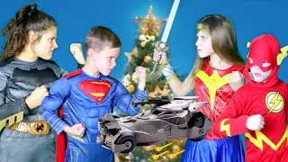 Justice League Toys Christmas Battle SuperHero Kids [upl. by Edieh]