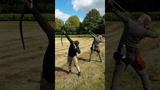 English Longbow Vs Ilf Longbow [upl. by Eastman]