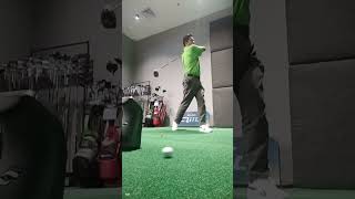 I am new to golf so I learn how to swing 🤣 [upl. by Enitnemelc]