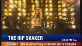 Shakira Concert in Mumbai India 25032007 [upl. by Ambrogino]