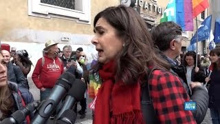 Manifestazione per la pace a Roma Boldrini «Sia priorità dellagenda politica» [upl. by Wahkuna]