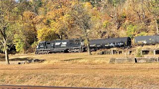 Solo SD60E Leads NS H65 [upl. by Wasserman]