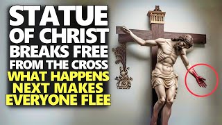 Crowd Flees in Panic as Statue of Christ BREAKS FREE from the Cross – Unbelievable [upl. by Pavyer]