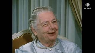 Entrevue avec Marguerite Yourcenar en 1985 [upl. by Nnairac714]