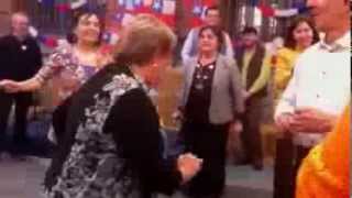 Michelle Bachelet bailando cumbia [upl. by Eidua746]