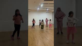 zharen les dance sheesh song babymonster shortvideo sheesh blackpink dance shorts subscribe [upl. by Yud]