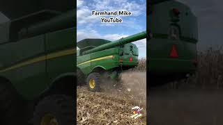 Northern Indiana Corn Harvest John Deere S680 combine [upl. by Alyce]