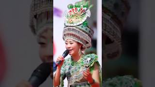 Laj Tsawb  Hmoob Ntsoog Nkauj Tog Qhua 2015 hmongsong hmoobsuav hmoob hmong [upl. by Fredericka]