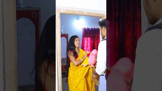 Aysa kon karta hai 😂 love girlfriends romantic girlfriendstaus explore couple funny viral [upl. by Bradski]