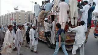 Funny Urdu Poem  Karachi Ki Bus Main Safar Ho Raha Tha [upl. by Nelyahs590]