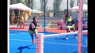 Vamos Pádel Delfi Brea y Majo S Alayeto contra Virginia Riera y Sofia Araujo [upl. by Ebehp]