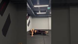 Abdominal Lateral Joelho ao Peito abs abdominal core motivation trainingvideo treino gym [upl. by Melodie394]