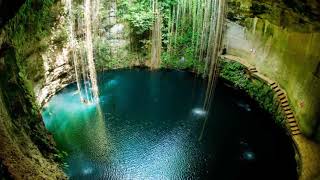 Cenote in Yucatán Mexico  prachtig karstverschijnsel met caverns en ondergrondse rivieren [upl. by Derdlim879]