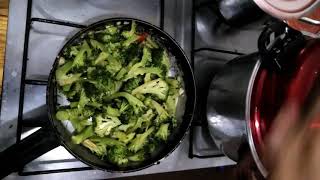 COMO COCINAR BROCOLI SALTADO DELICIOSO [upl. by Tullus426]