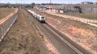 Tren de cisternas con locomotora Renfe 333300 [upl. by Fredella52]