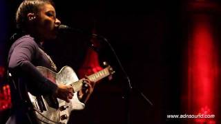 Lianne La Havas  Everything Everything  Live au Jamel Comedy Club  Adnsoundcom [upl. by Analahs]