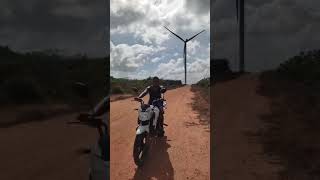 R A N G E L andando de moto Titan 160 Branca 2015 [upl. by Lindsay]