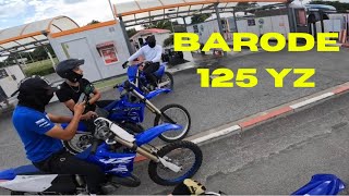 QUATRE 125 YZ BARODE A TRAVERS LA VILLE  125 YZ WHEELING POV [upl. by Erleena]