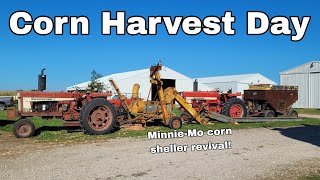 CCampE Farms Corn Harvest Day Minneapolis Moline Model D Sheller [upl. by Zetneuq173]