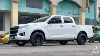 Isuzu Dmax 4x2 Low Ride  Lowered [upl. by Zap]