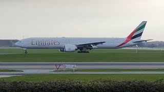 Emirates Boeing 777 planes fly planespotting airplanes [upl. by Dnivra36]