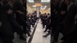 Hasidic Jews dancing to Lipa Schmeltzer’s new song Al Yisroel israel [upl. by Llywellyn]