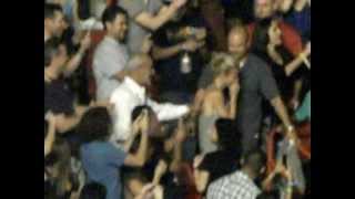 Chris Martin Kissing Gwyneth Paltrow  MIAMI USA [upl. by Chrissy]