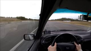 Ford Mondeo ST200 fast cornering [upl. by Ehcropal769]