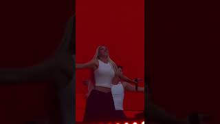 Shirin David Lieben Wir Glücksgefühle Festival Live shorts festival foryou concert trending [upl. by Silvano417]