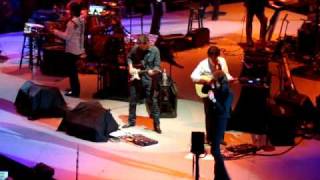 Cowgirls Dont Cry  Reba w Brooks and Dunn  Knoxville TN [upl. by Prosper347]