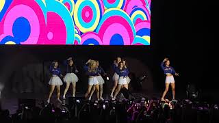 MOMOLAND  Boom boom Live in Manila [upl. by Urdna]