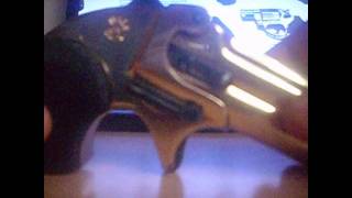 Video recensione Derringer a salve [upl. by Otrebide477]