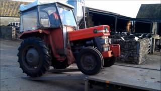 Clutch failure on the Massey Ferguson 135 tractor [upl. by Hadrian]