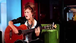 Selah Sue  Appletree  Cover of Erykah Badu Acoustic Session [upl. by Yrneh19]