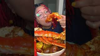 I made a seafood boil 🌽🦀🦐🥚🥔 asmr seafood seafoodboil kingcrab shrimp snowcrab mukbang [upl. by Littell600]