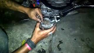 CARA PASANG BAK PERSENELING VESPA 1 [upl. by Carlton267]