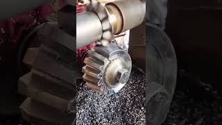 Toothgroove grinding process for the gear [upl. by Enoved372]