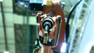 INTECRO  GIRAFFMOTION New Generation Pillar RobotHeavy Welding [upl. by Slack762]