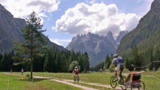 Der Lange Weg der Dolomiten  The Long Trail of the Dolomites [upl. by Allanson754]